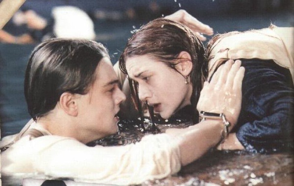 为了心爱的人死去，为了心爱的人活下去——一个二逼青年的Titanic